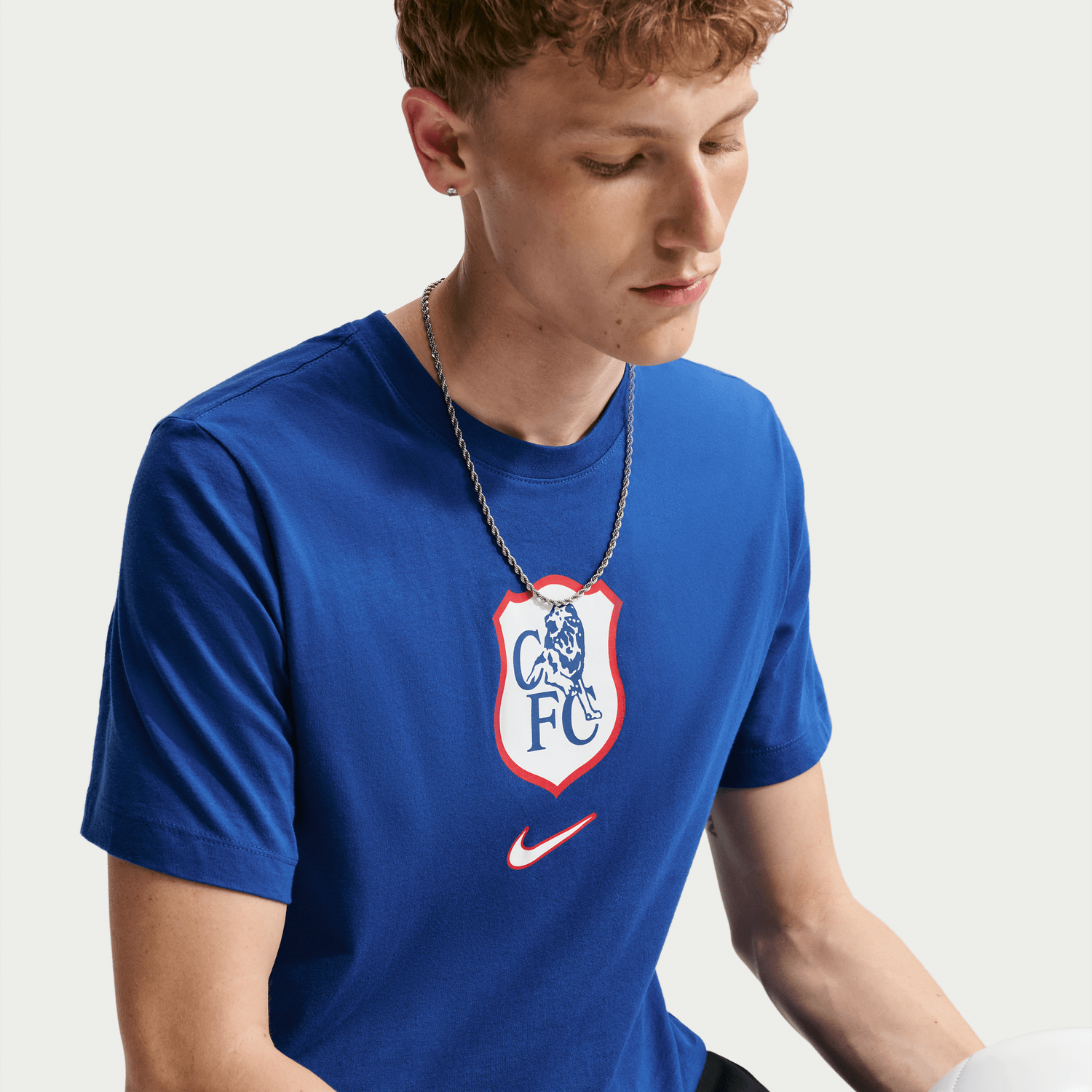 CHELSEA 26/27 SHIELD CREST TEE (BLUE)