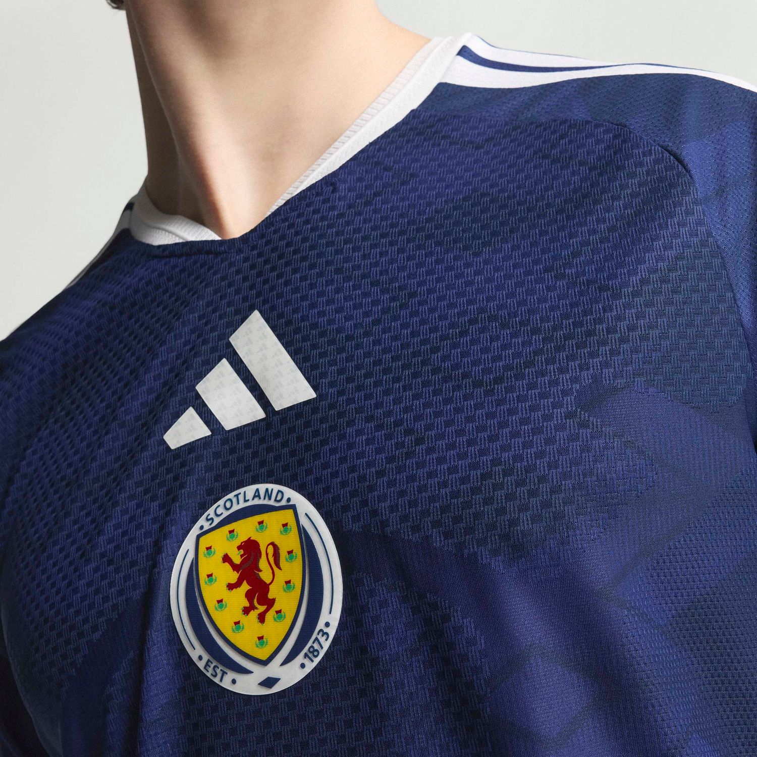 SCOTLAND 2026 AUTHENTIC HOME JERSEY (NAVY)