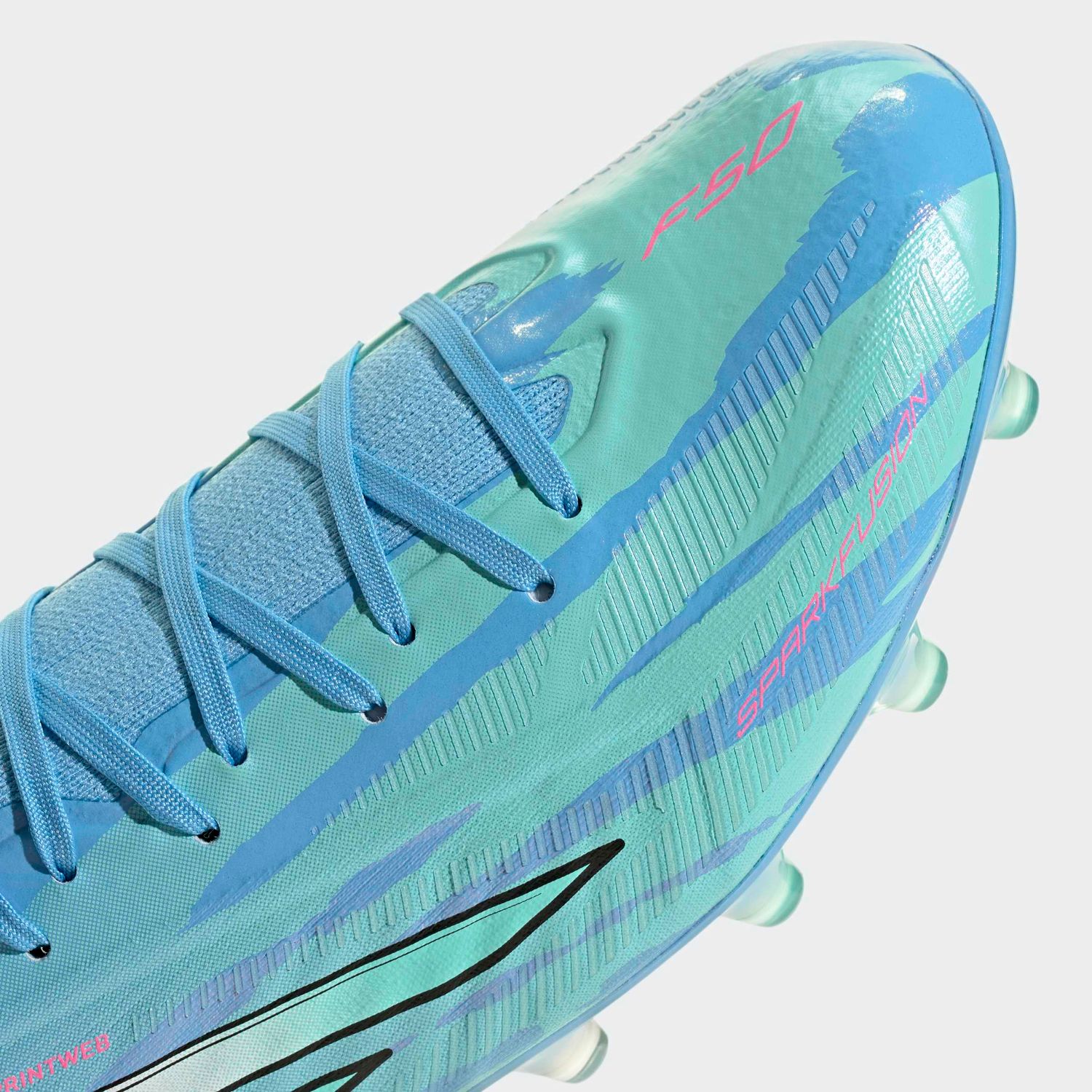 F50 SPARKFUSION PRO FG/AG (BLUE/WHITE)