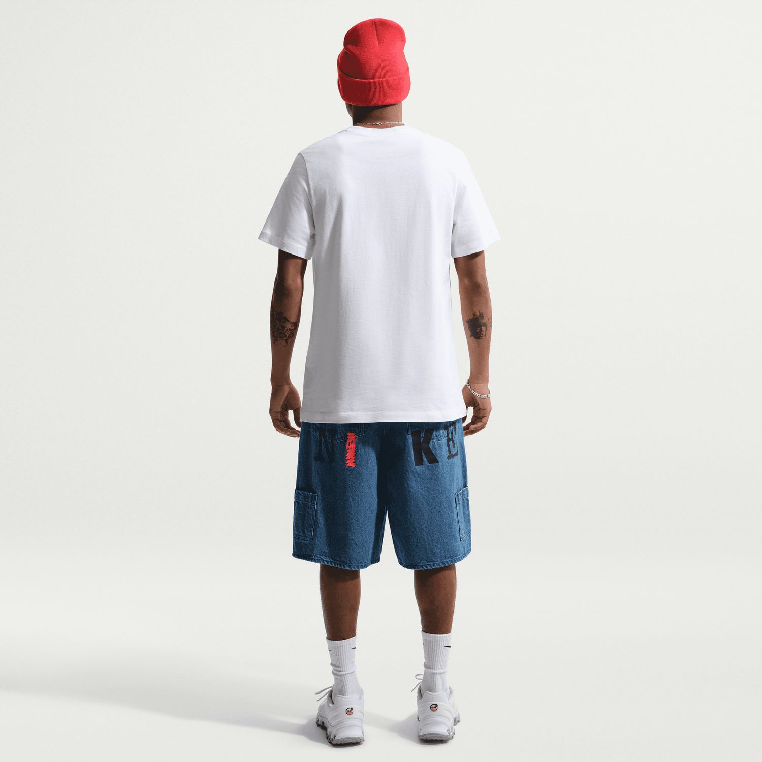 USA 2026 CREST TEE (WHITE)