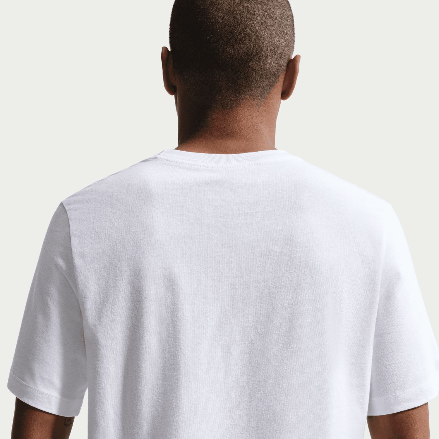 USA 2026 CREST TEE (WHITE)