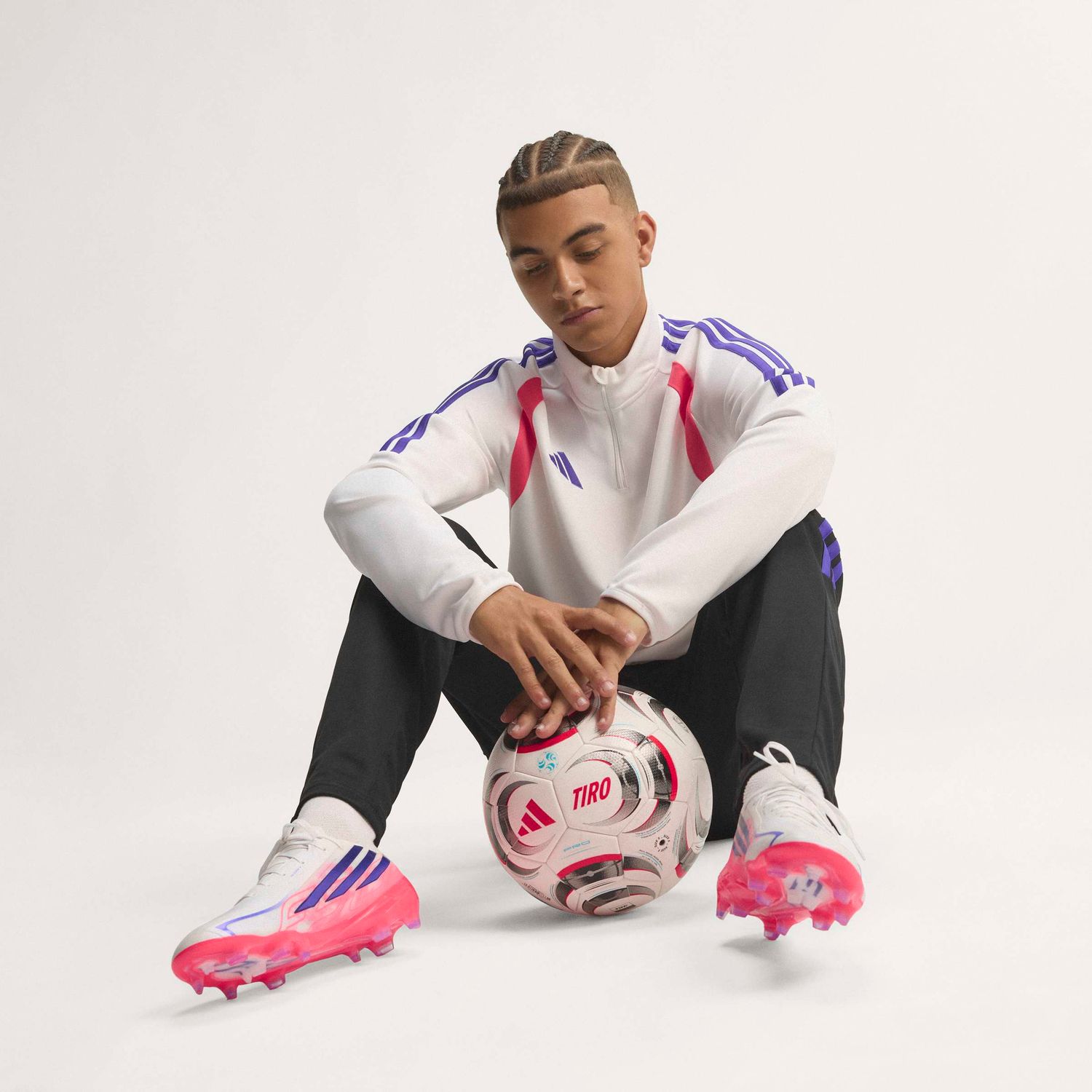 F50 HYPERFAST PRO FG (WHITE/PURPLE/SOLAR TURBO)