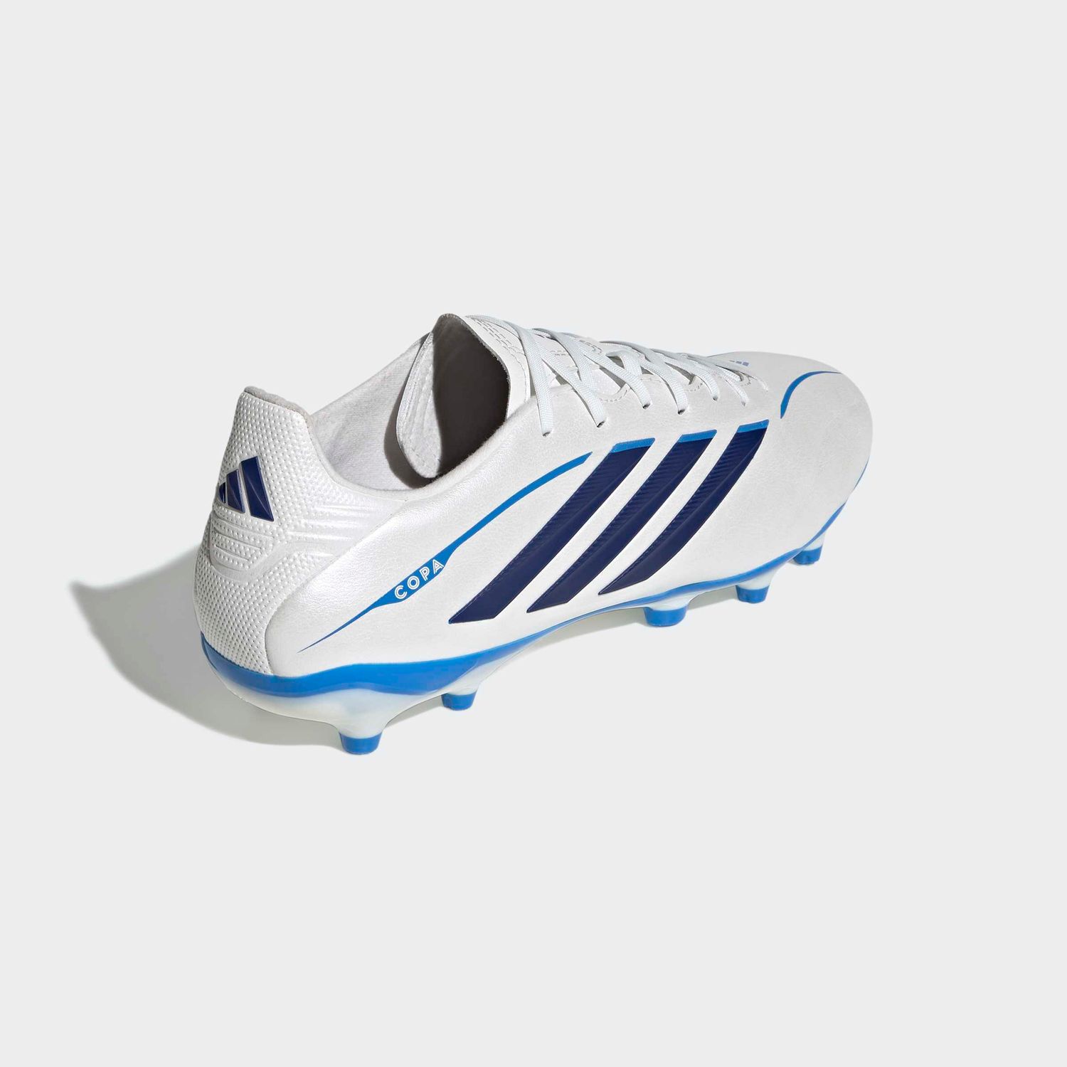COPA PURE IV LEAGUE FG (WHITE/DARK BLUE)
