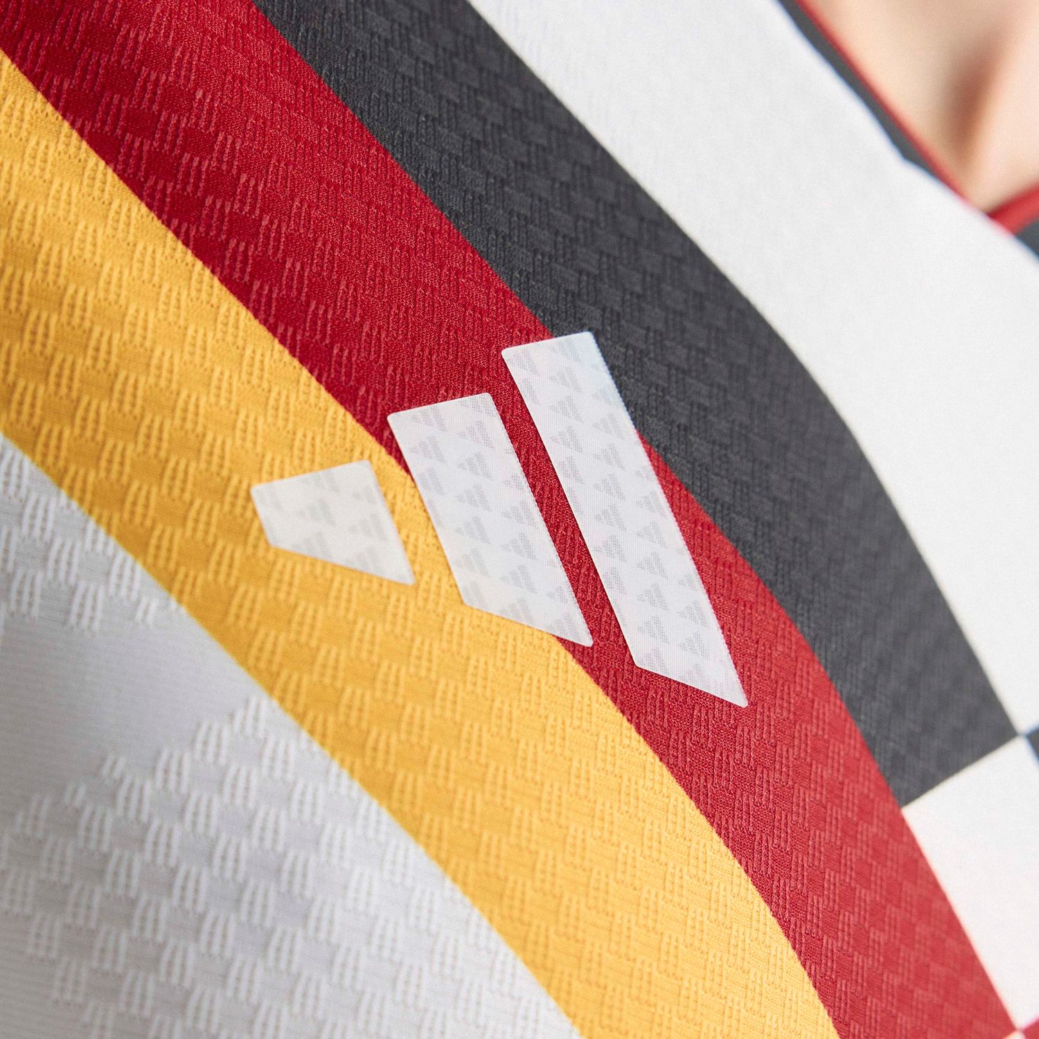 GERMANY 2026 AUTHENTIC HOME JERSEY LS (WHITE)