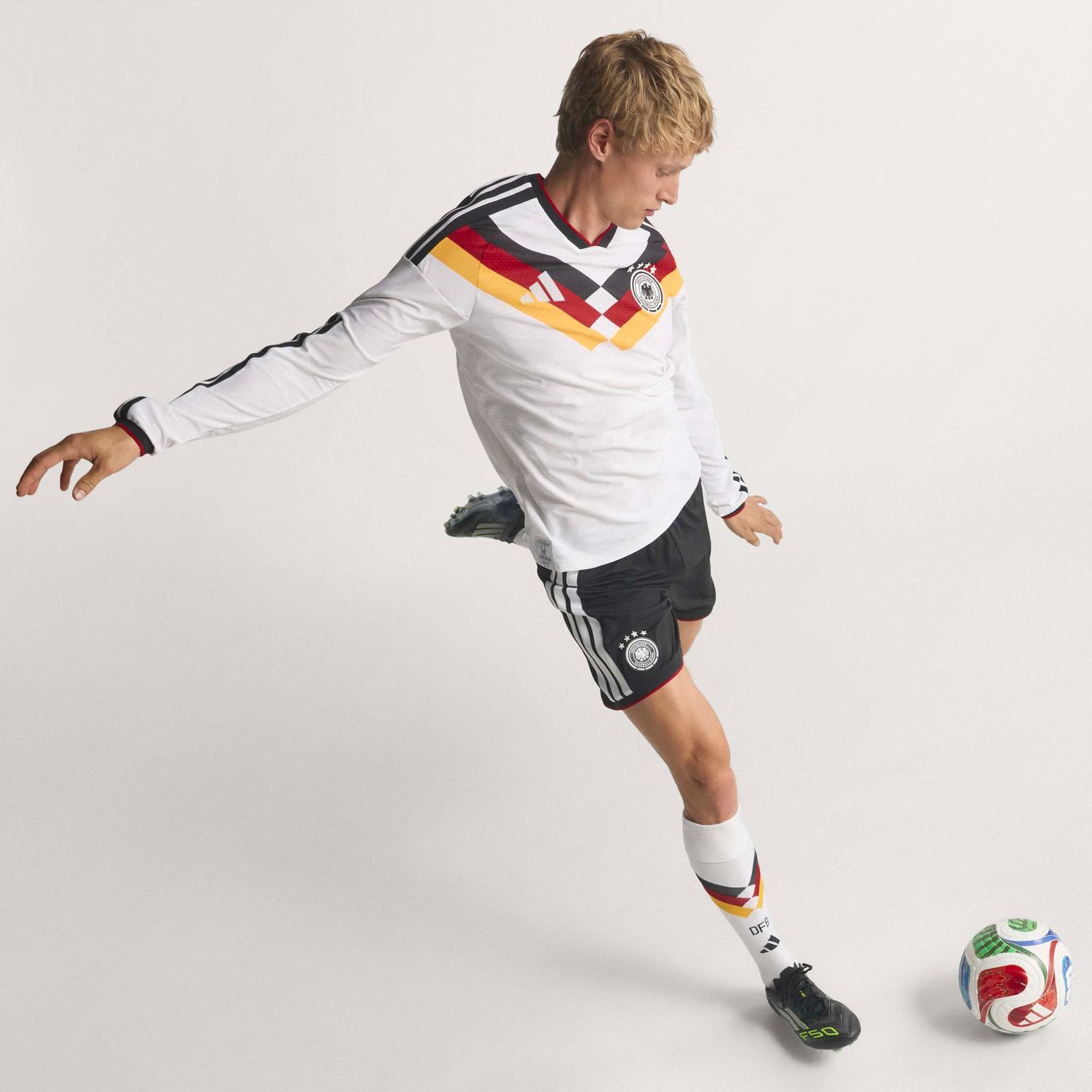 GERMANY 2026 AUTHENTIC HOME JERSEY LS (WHITE)