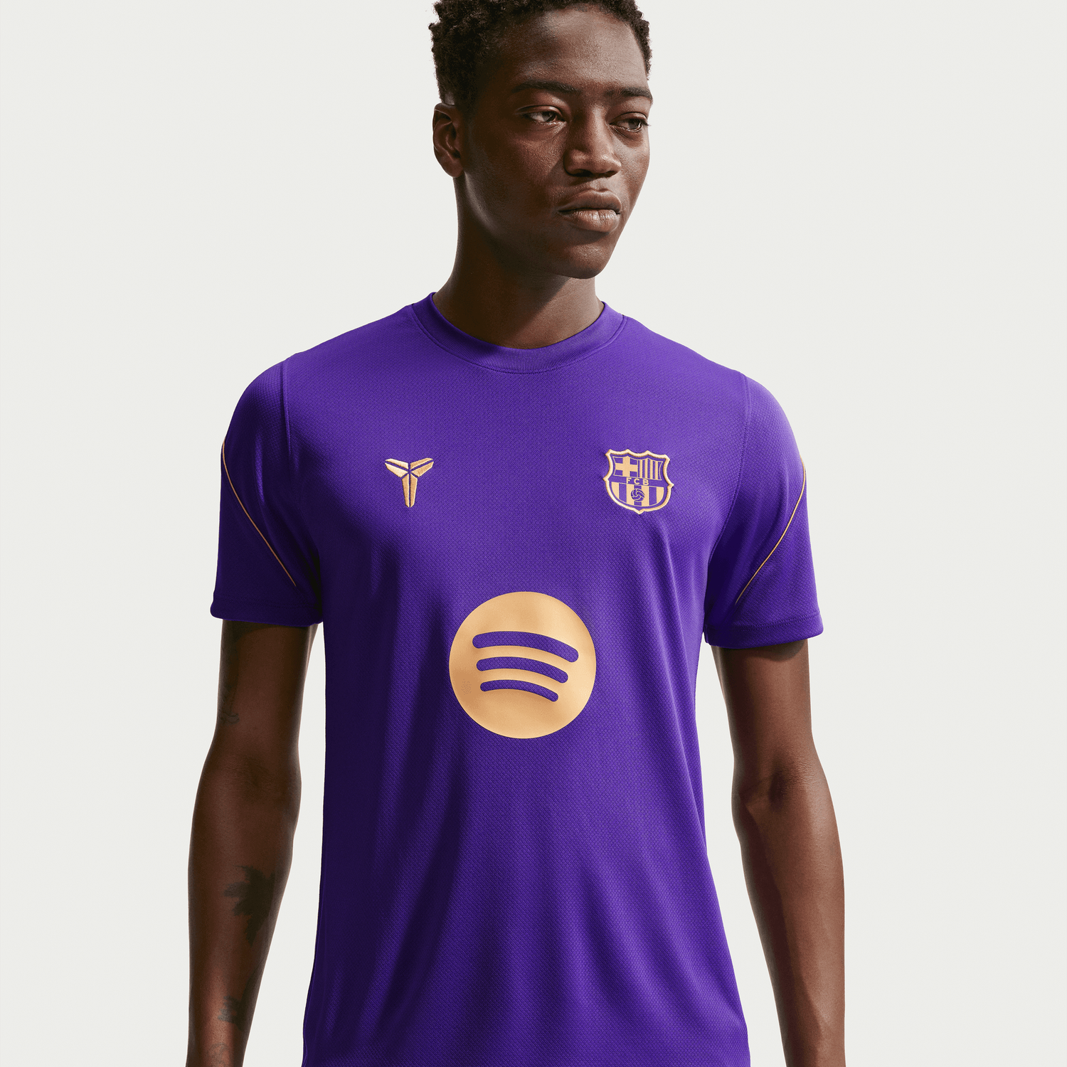  FC BARCELONA 26/27 STRIKE AWAY JERSEY (PURPLE/GOLD)