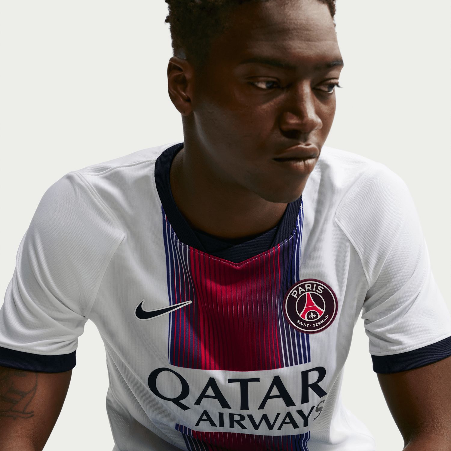 PSG 26/27 AWAY JERSEY (WHITE/RED)