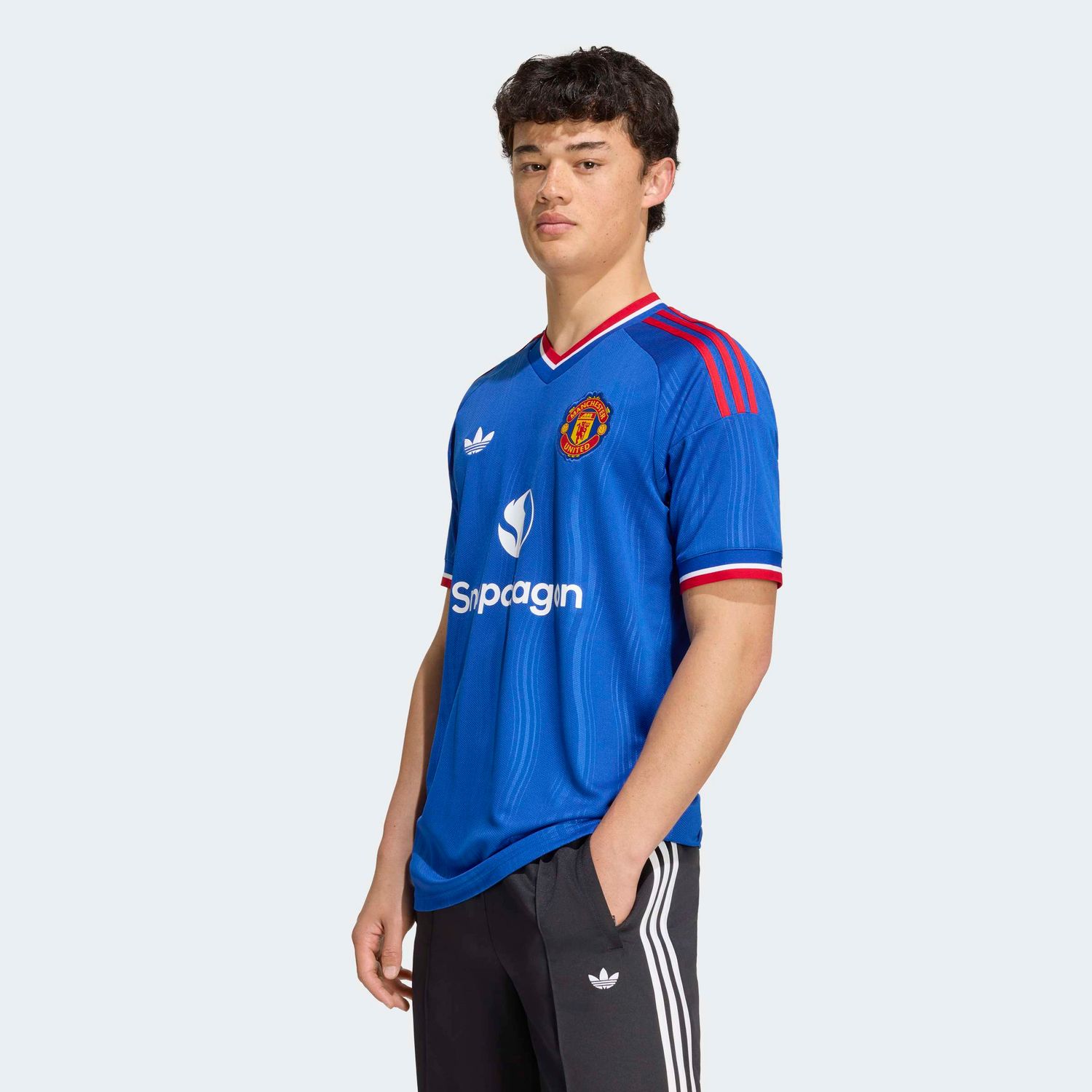 MANCHESTER UNITED 26/27 AWAY JERSEY (BLUE)