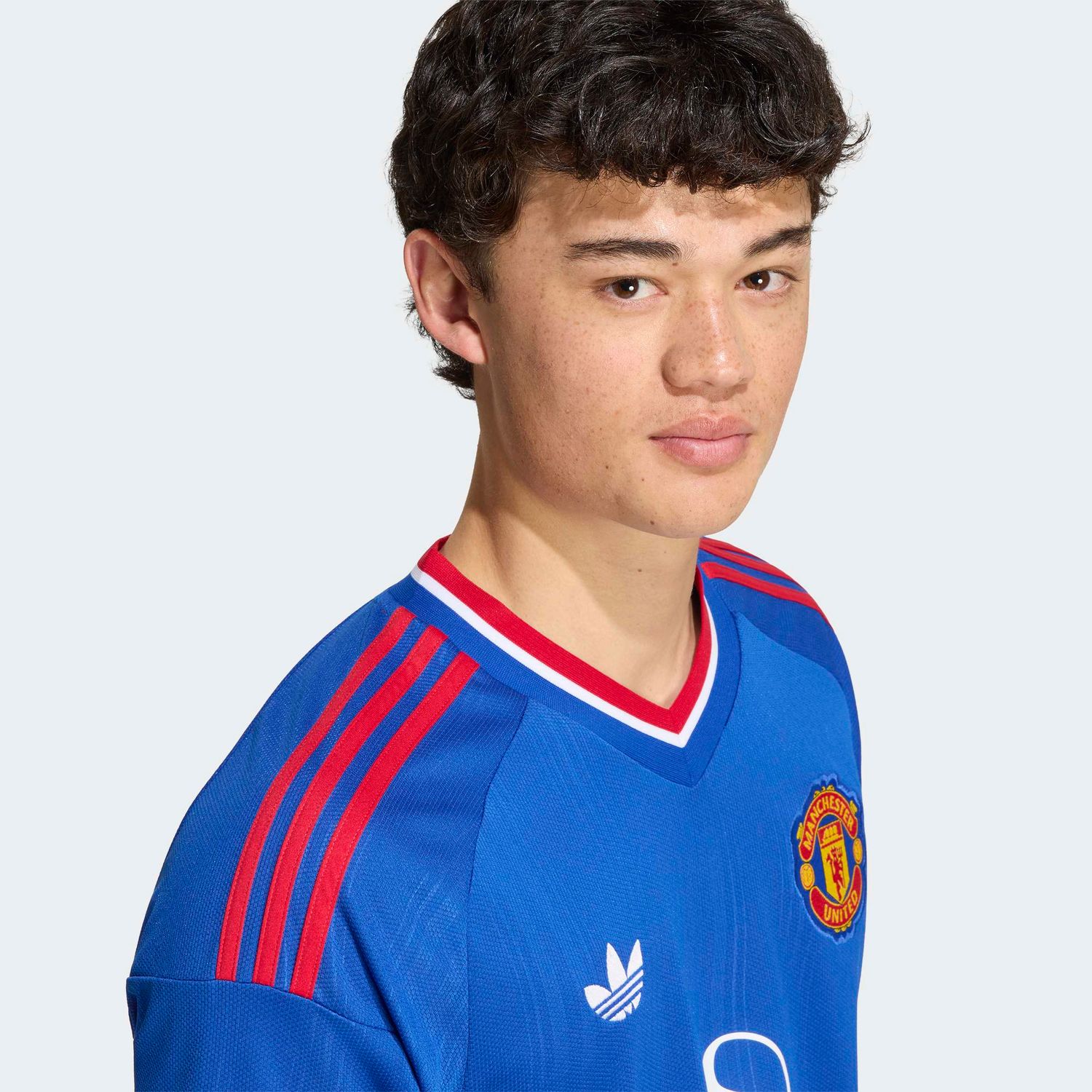 MANCHESTER UNITED 26/27 AWAY JERSEY (BLUE)