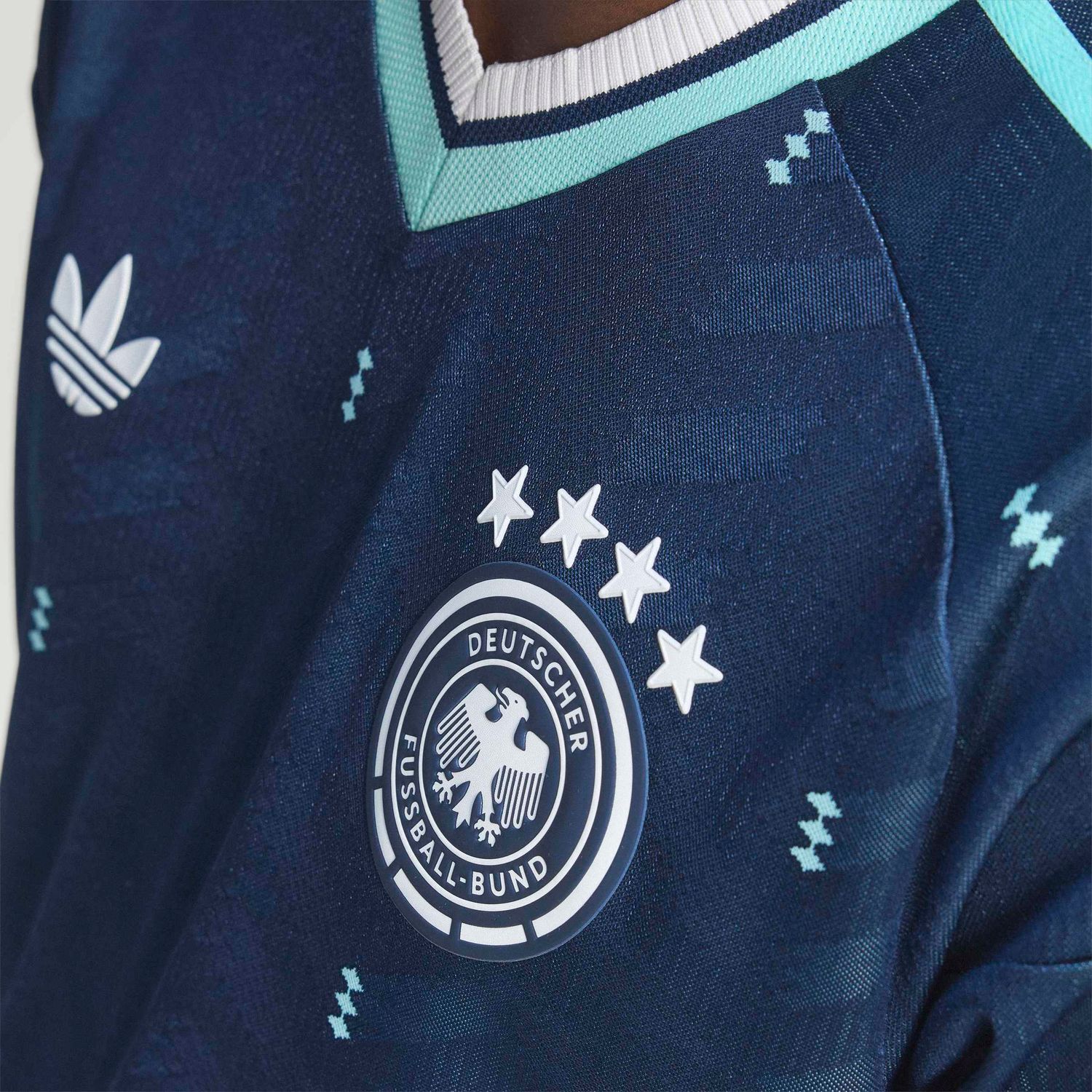 GERMANY 2026 AUTHENTIC AWAY JERSEY (NAVY)