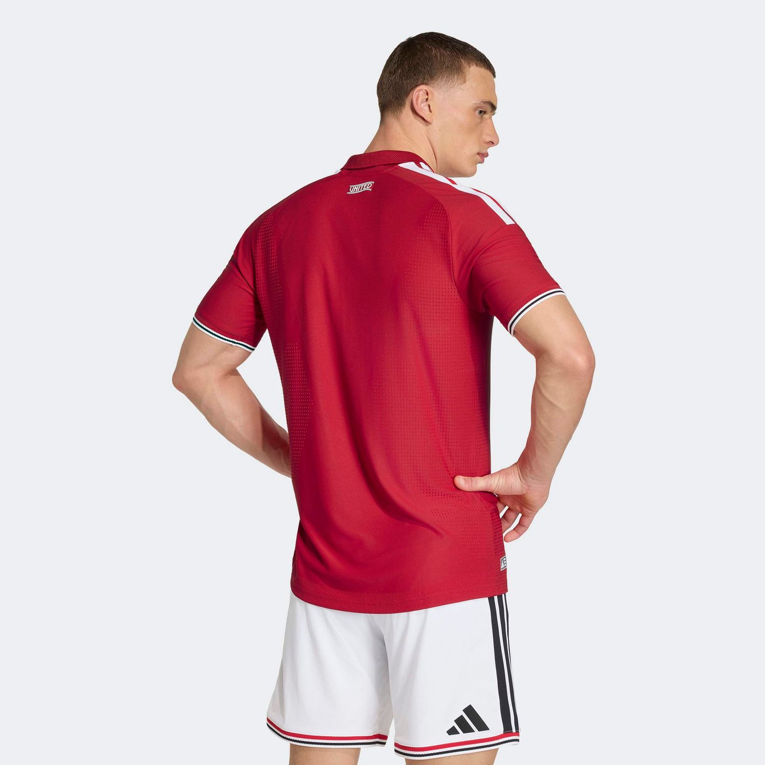 MANCHESTER UNITED 26/27 AUTHENTIC HOME JERSEY (RED)