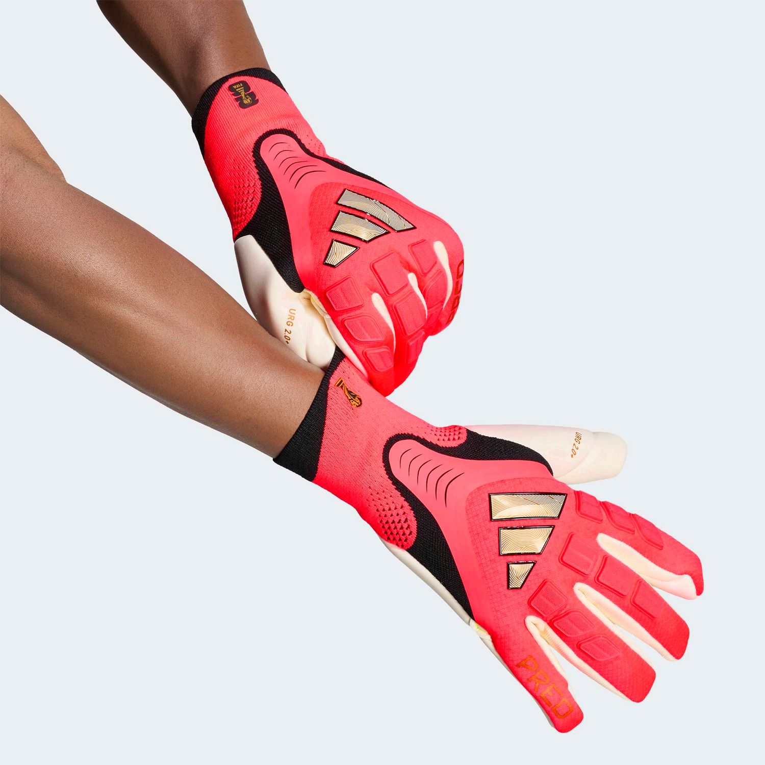 PREDATOR PRO GK GLOVES (SOLAR TURBO)