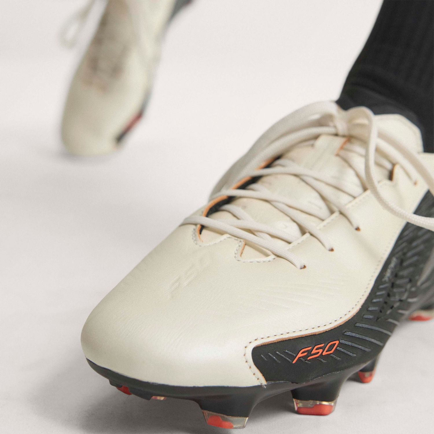 F50 HYPERFAST ELITE L-TECH FG (BLACK/WHITE)