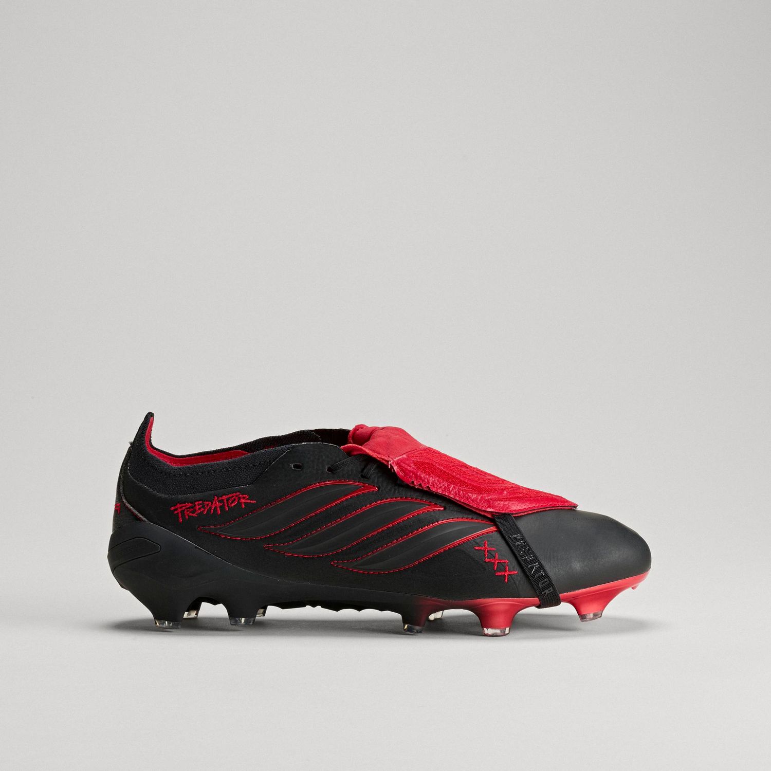PREDATOR ELITE L-TECH FT FG (BLACK/RED)