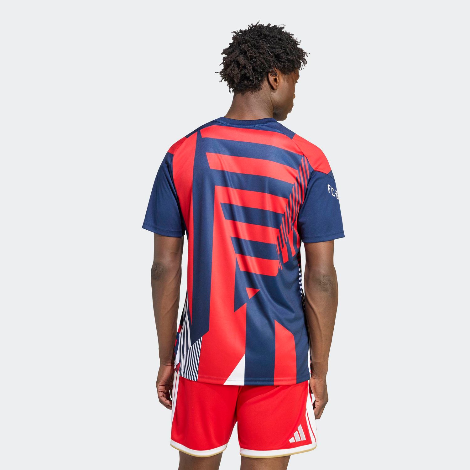 BAYERN 26/27 PREMATCH JERSEY (NAVY/RED)