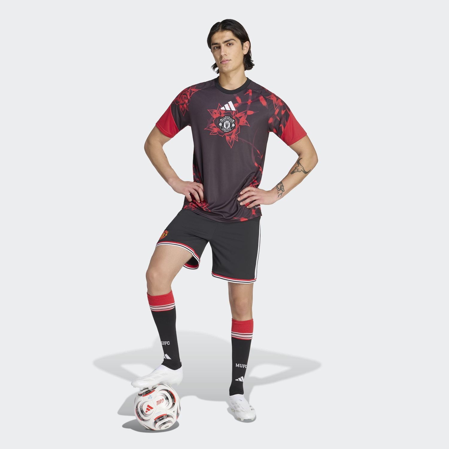 MANCHESTER UNITED 26/27 PREMATCH JERSEY (BLACK/RED)
