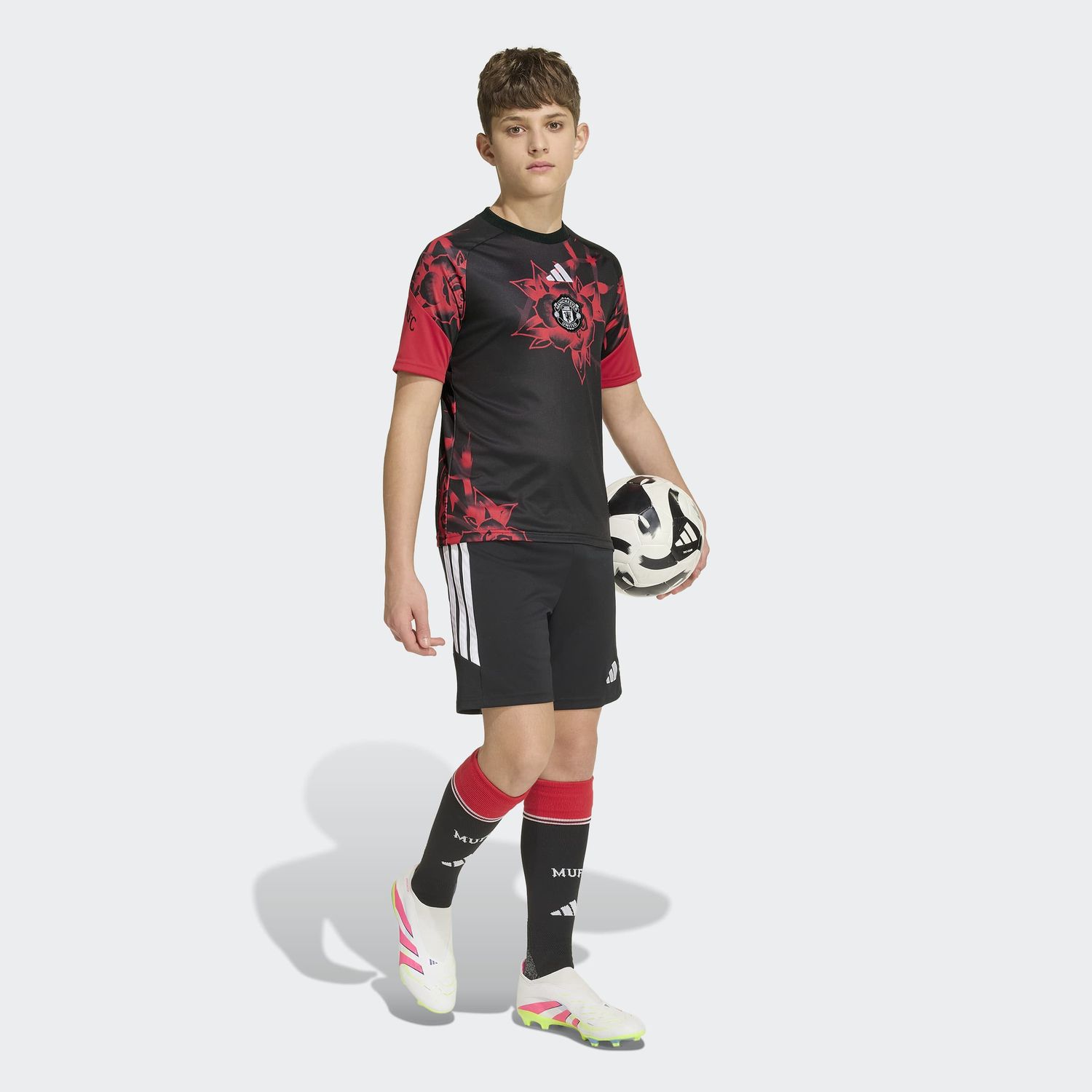 MANCHESTER UNITED 26/27 PREMATCH JERSEY YOUTH (BLACK/RED)