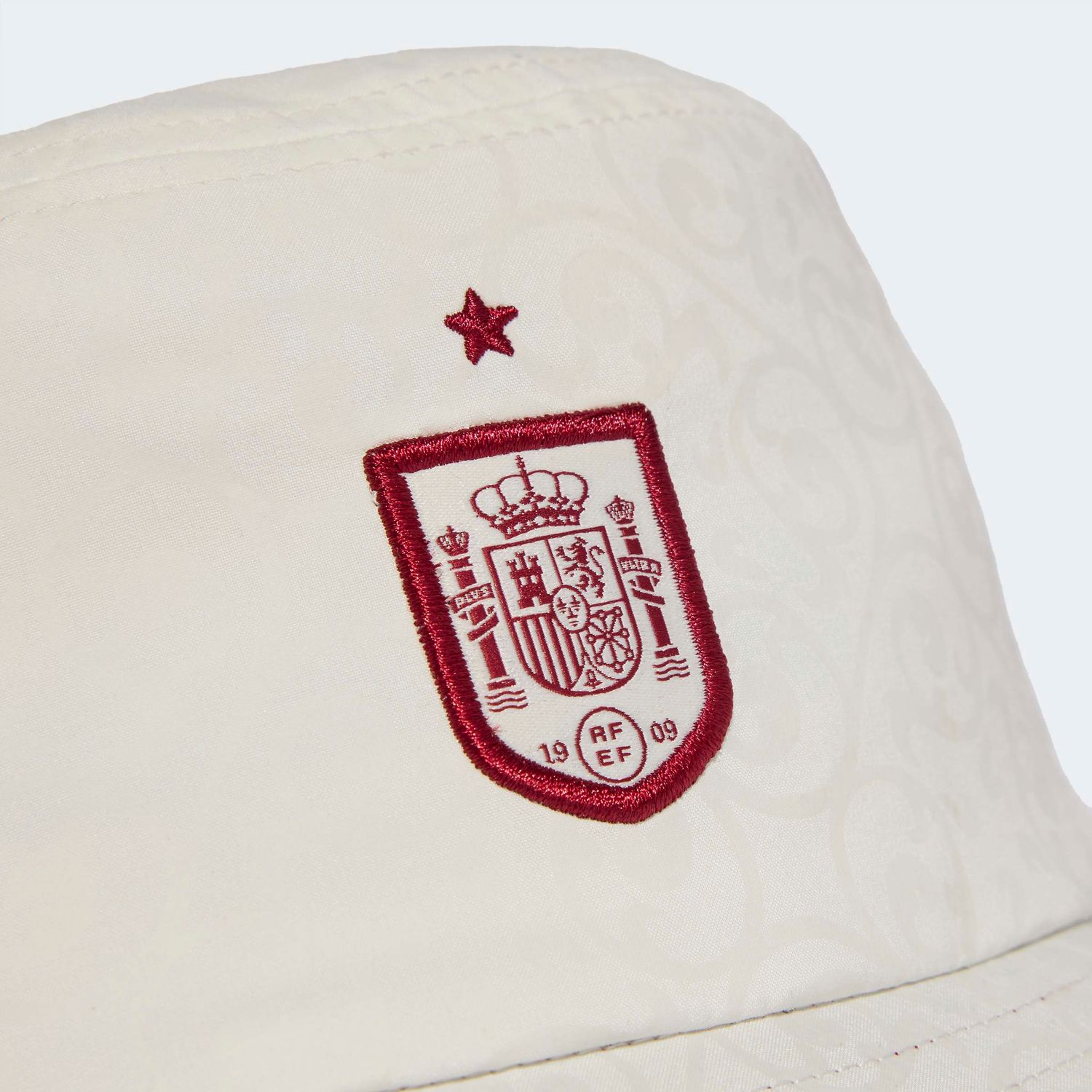 SPAIN 2026 AWAY BUCKET HAT (IVORY)