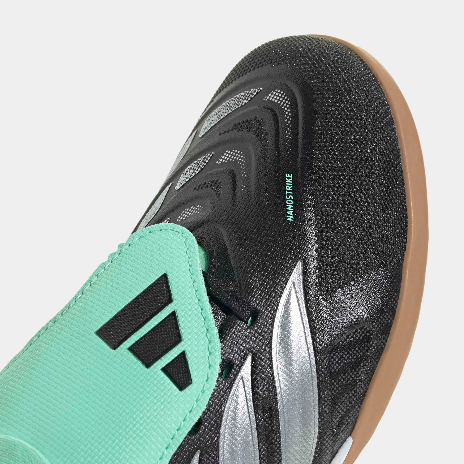 PREDATOR LEAGUE FT IN JR (BLACK/GREEN)