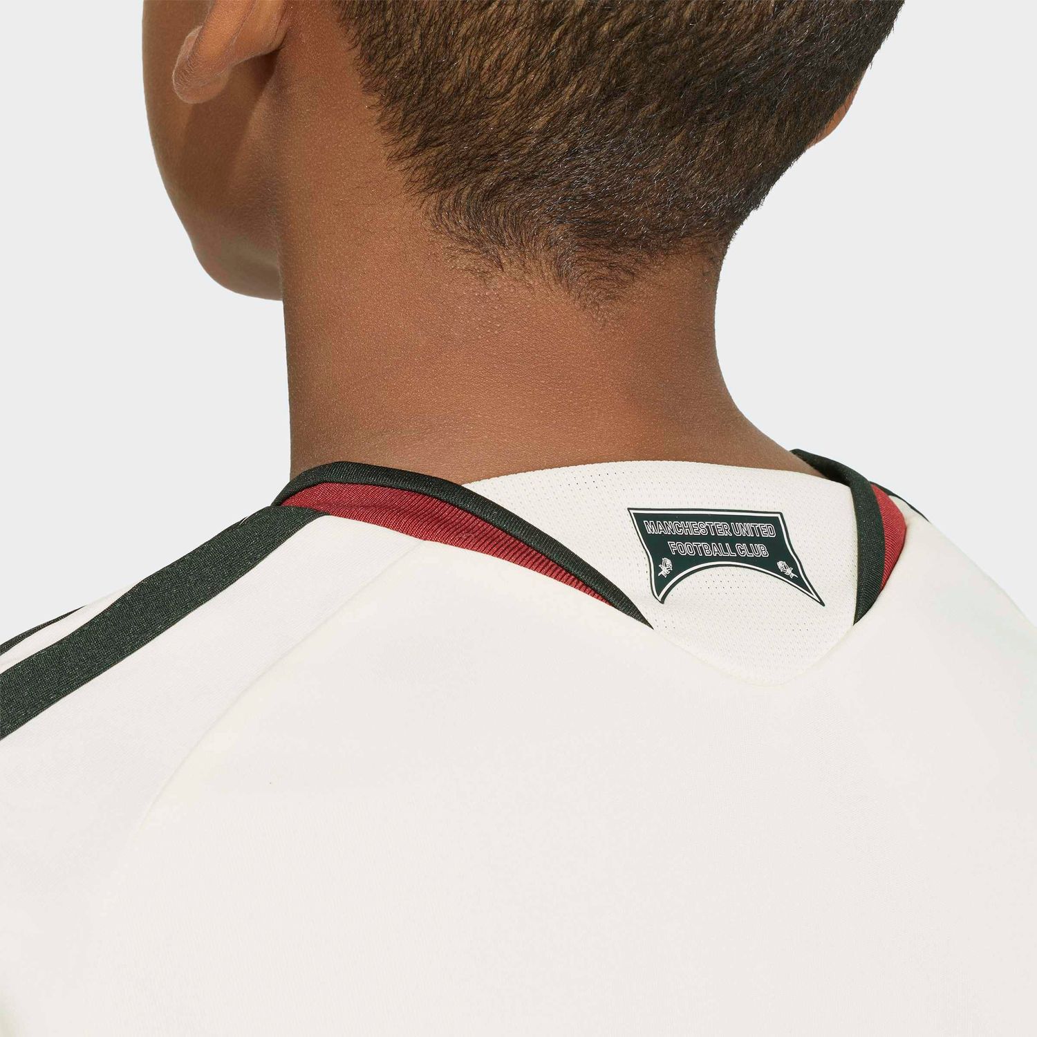 MANCHESTER UNITED 26/27 THIRD JERSEY YOUTH (IVORY)