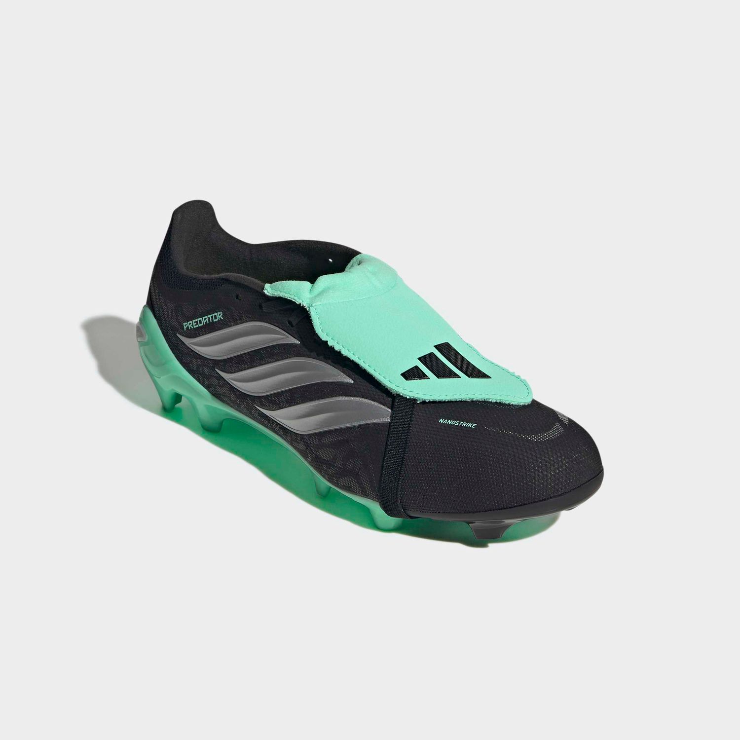 PREDATOR LEAGUE FT FG (BLACK/SILVER/GREEN)