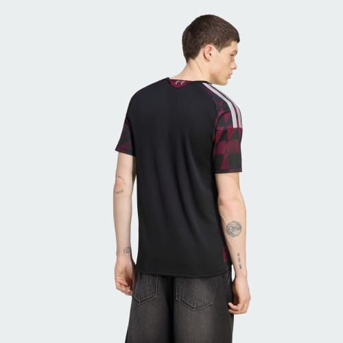 LIVERPOOL 26/27 THIRD JERSEY (BLACK/PINK)