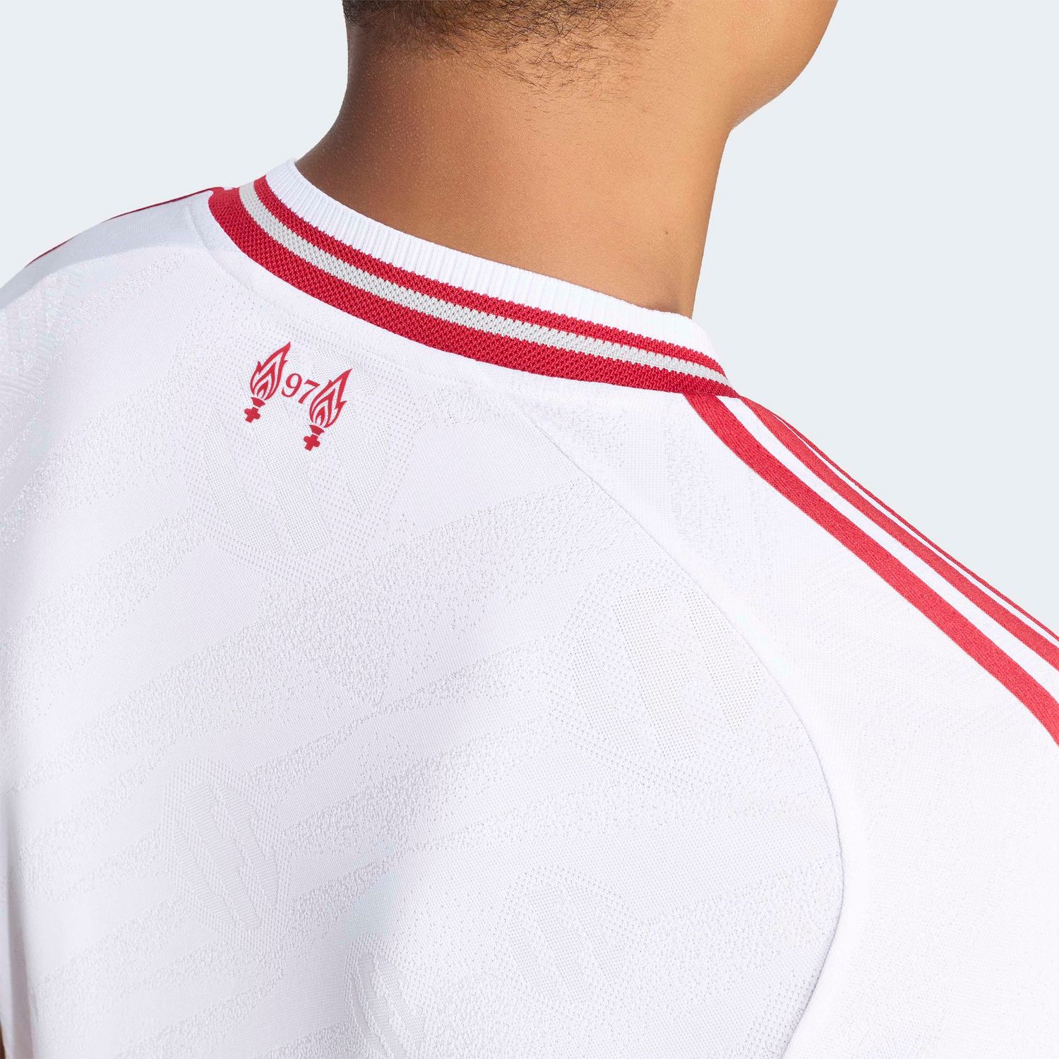 LIVERPOOL 26/27 AUTHENTIC AWAY JERSEY (WHITE)