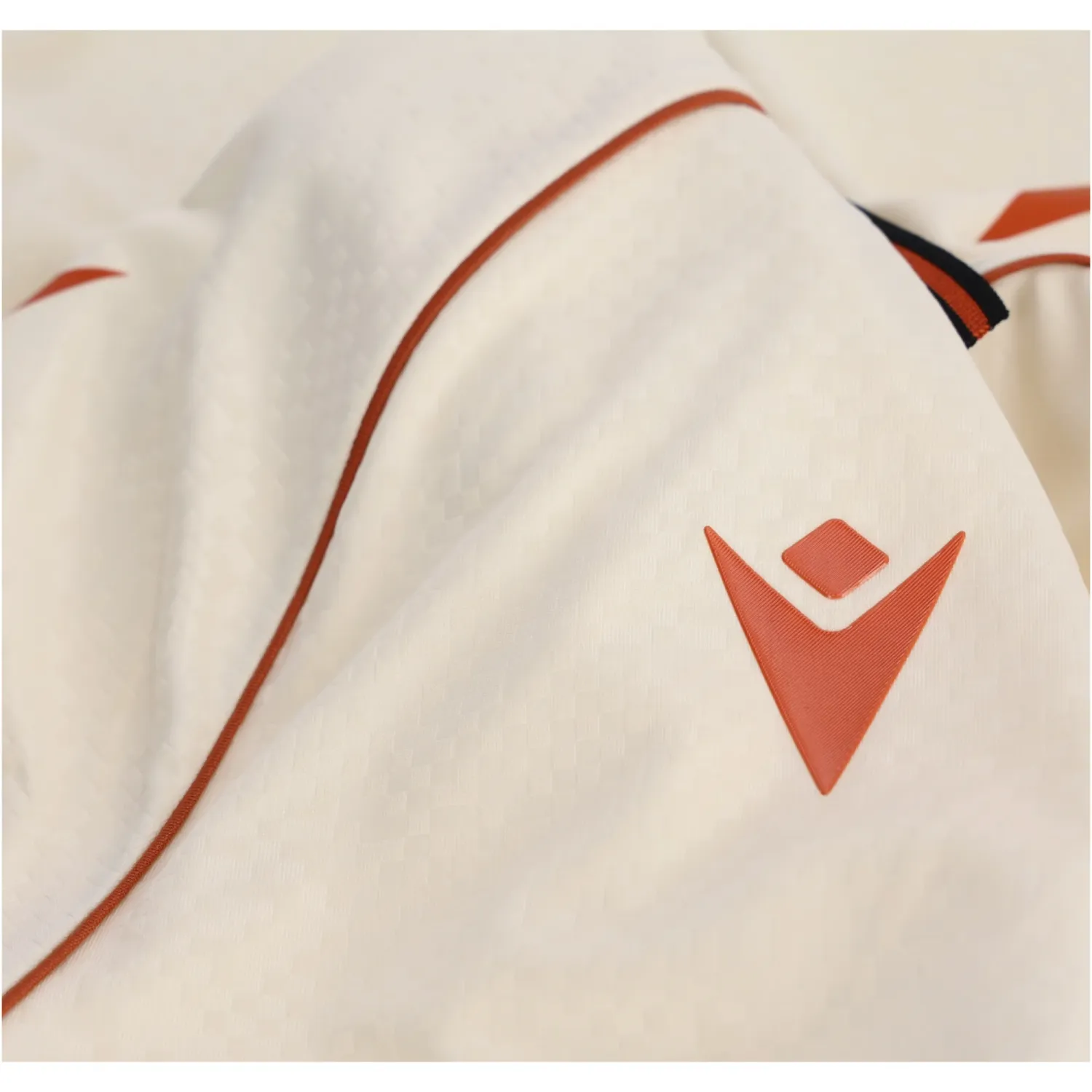 WREXHAM AFC 26/27 THIRD JERSEY (CREAM)