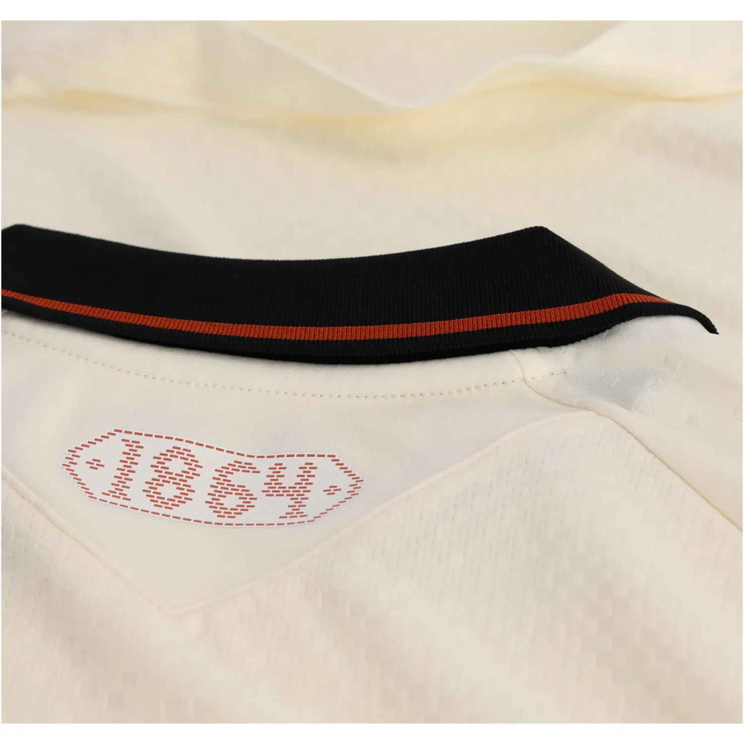WREXHAM AFC 26/27 THIRD JERSEY (CREAM)