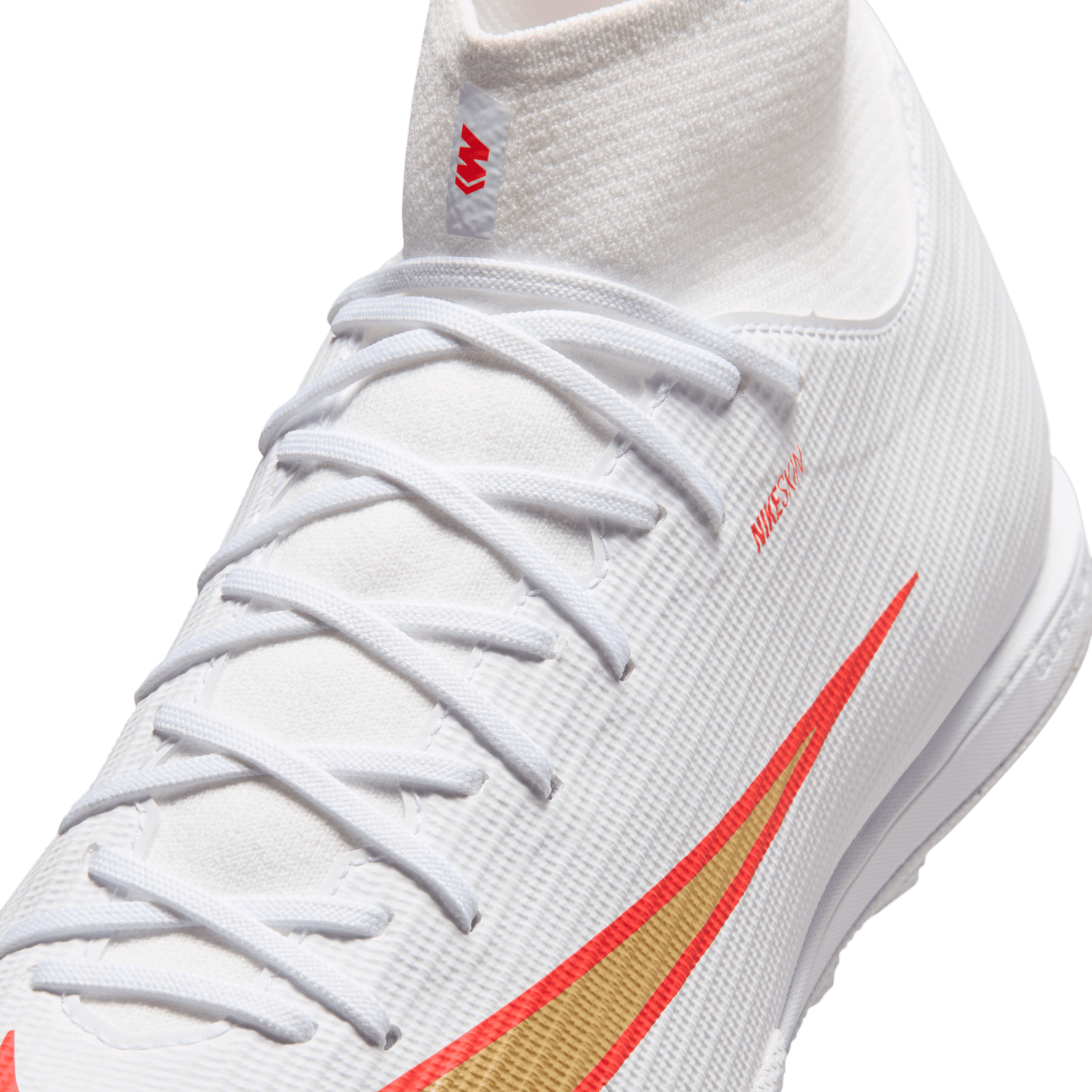 MERCURIAL SUPERFLY 11 ACADEMY TF (WHITE/GOLD)