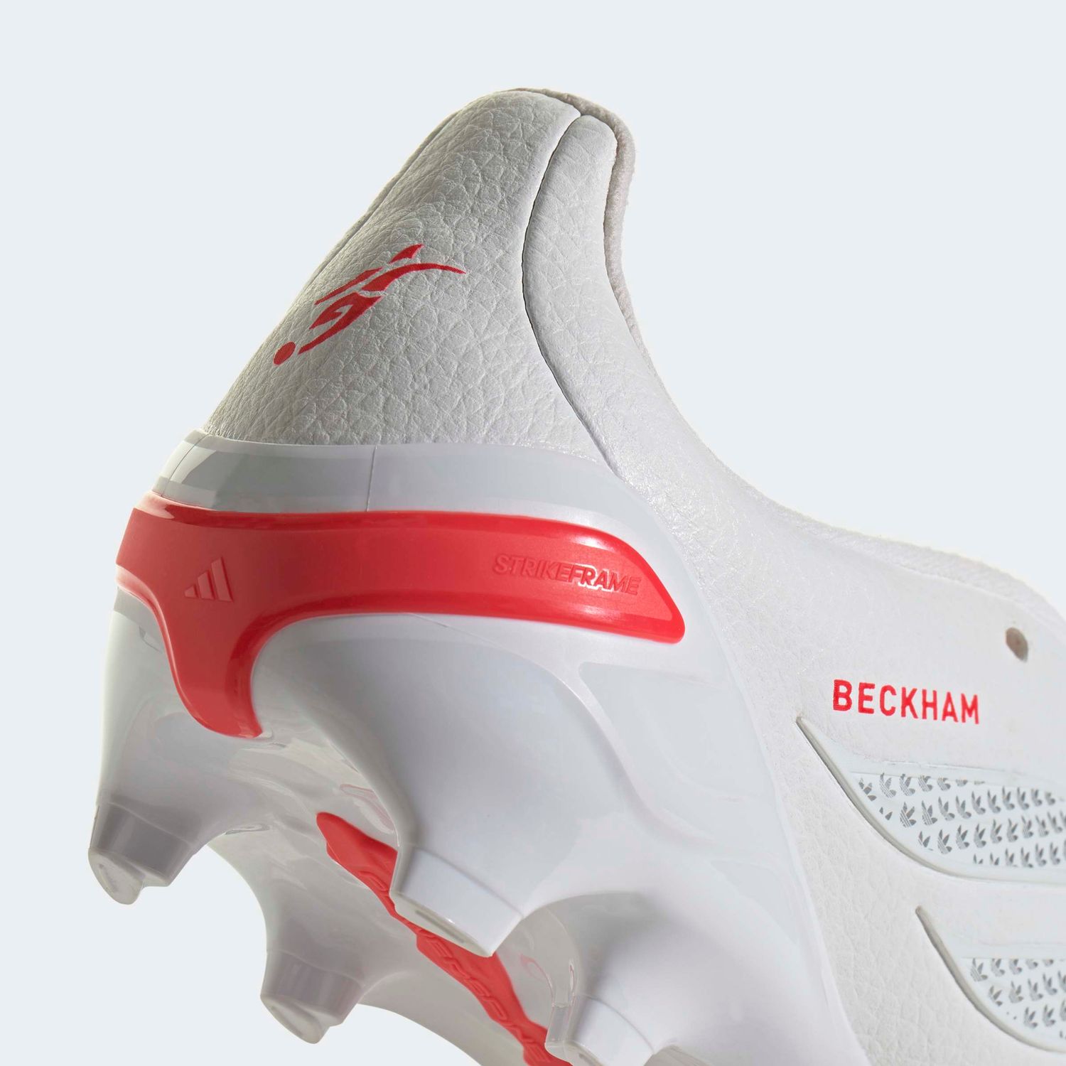 PREDATOR LEAGUE FT DB FG JR (WHITE/RED)