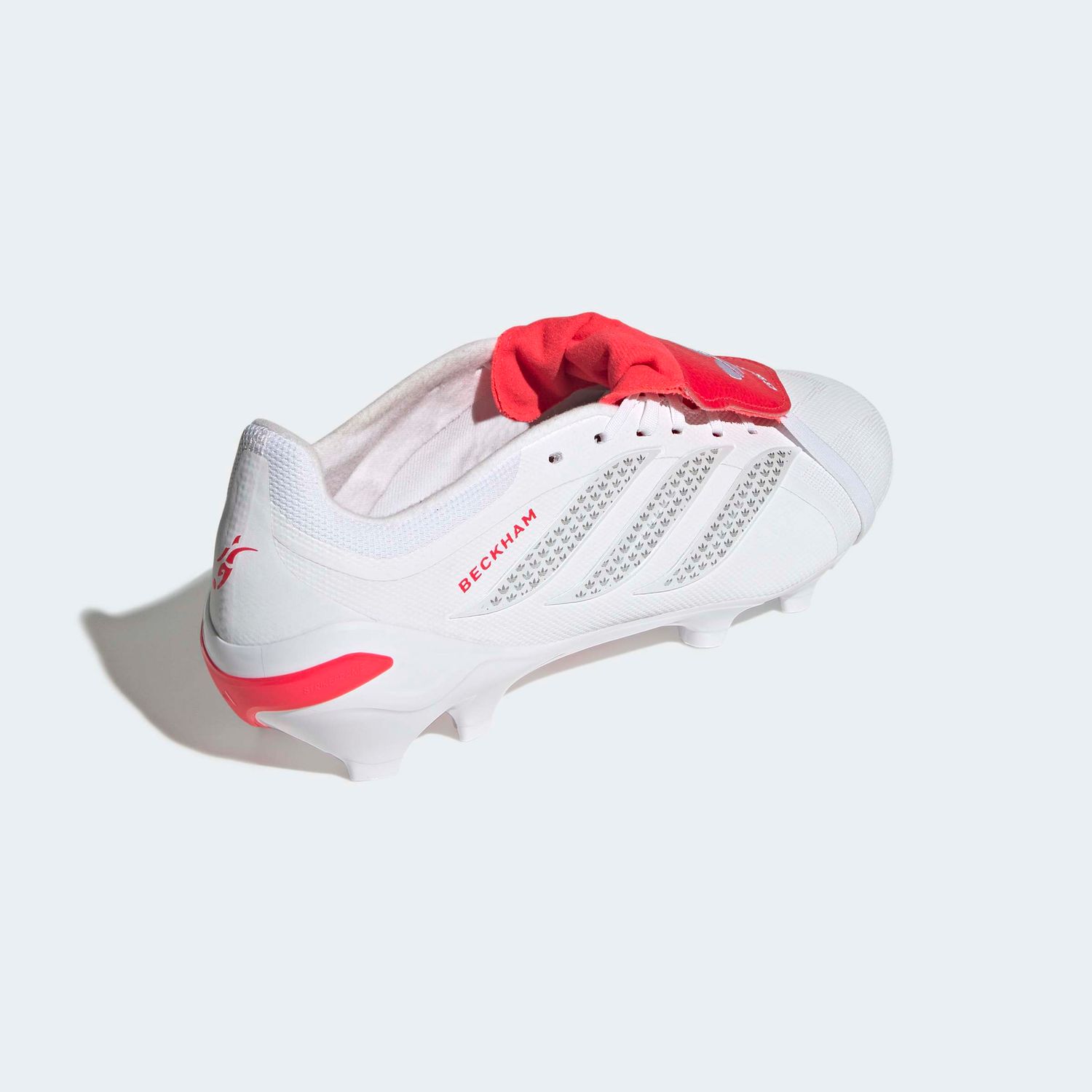 PREDATOR LEAGUE FT DB FG (WHITE/RED)