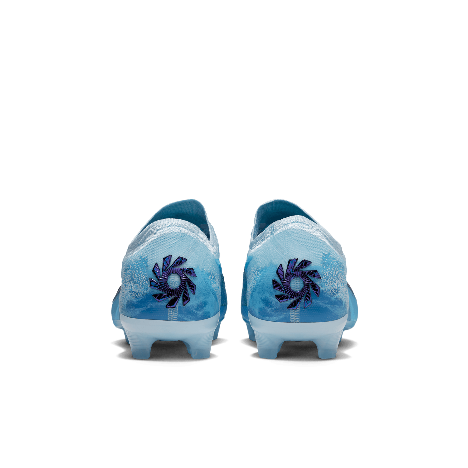 PHANTOM 6 LOW ELITE FG EH (BALTIC BLUE)