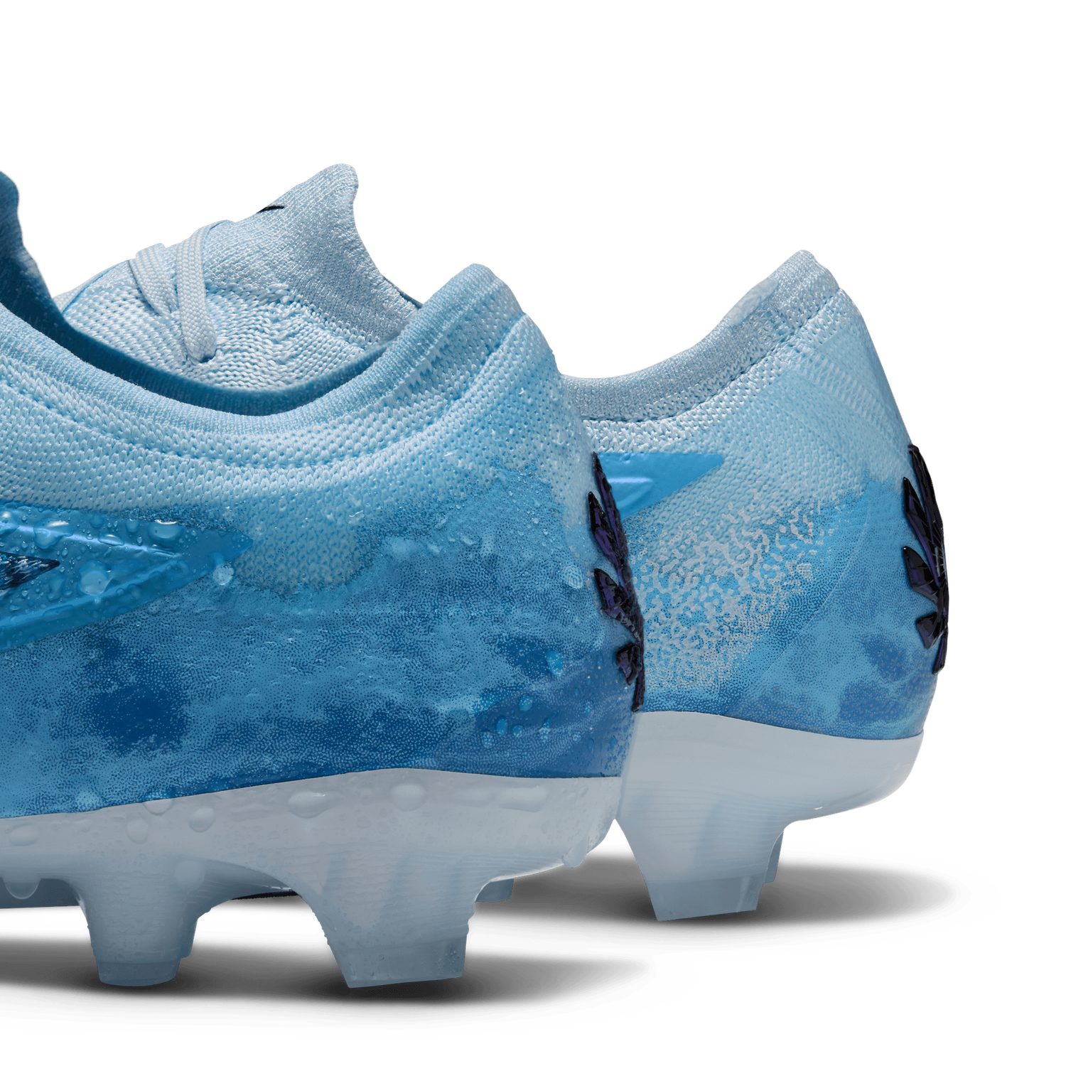 PHANTOM 6 LOW ELITE FG EH (BALTIC BLUE)