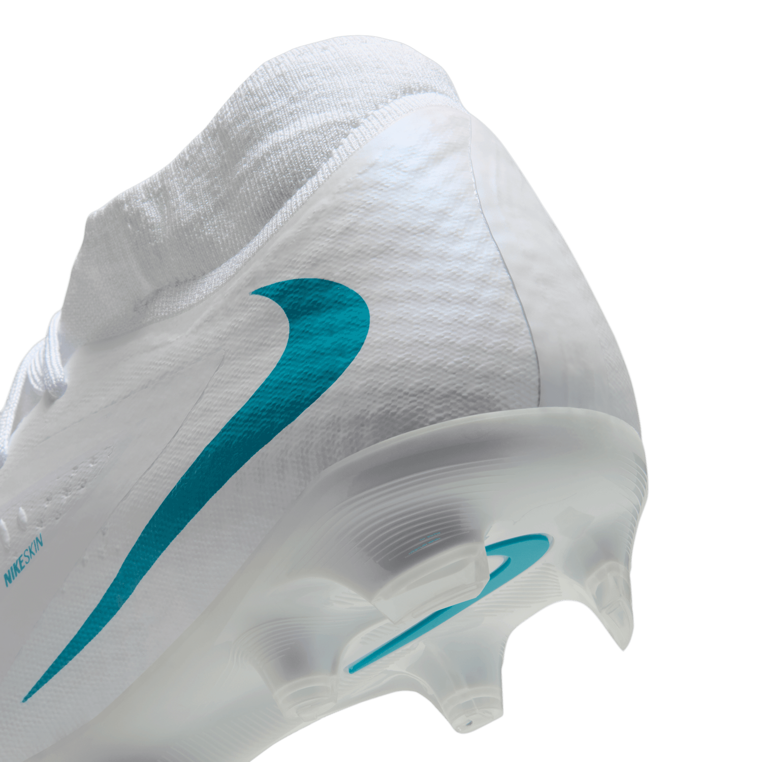 PHANTOM 6 HIGH ACADEMY FG (WHITE/TEAL)