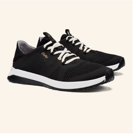 Huia Women&#39;s Shoes, Color: Black / Black, Size: 6