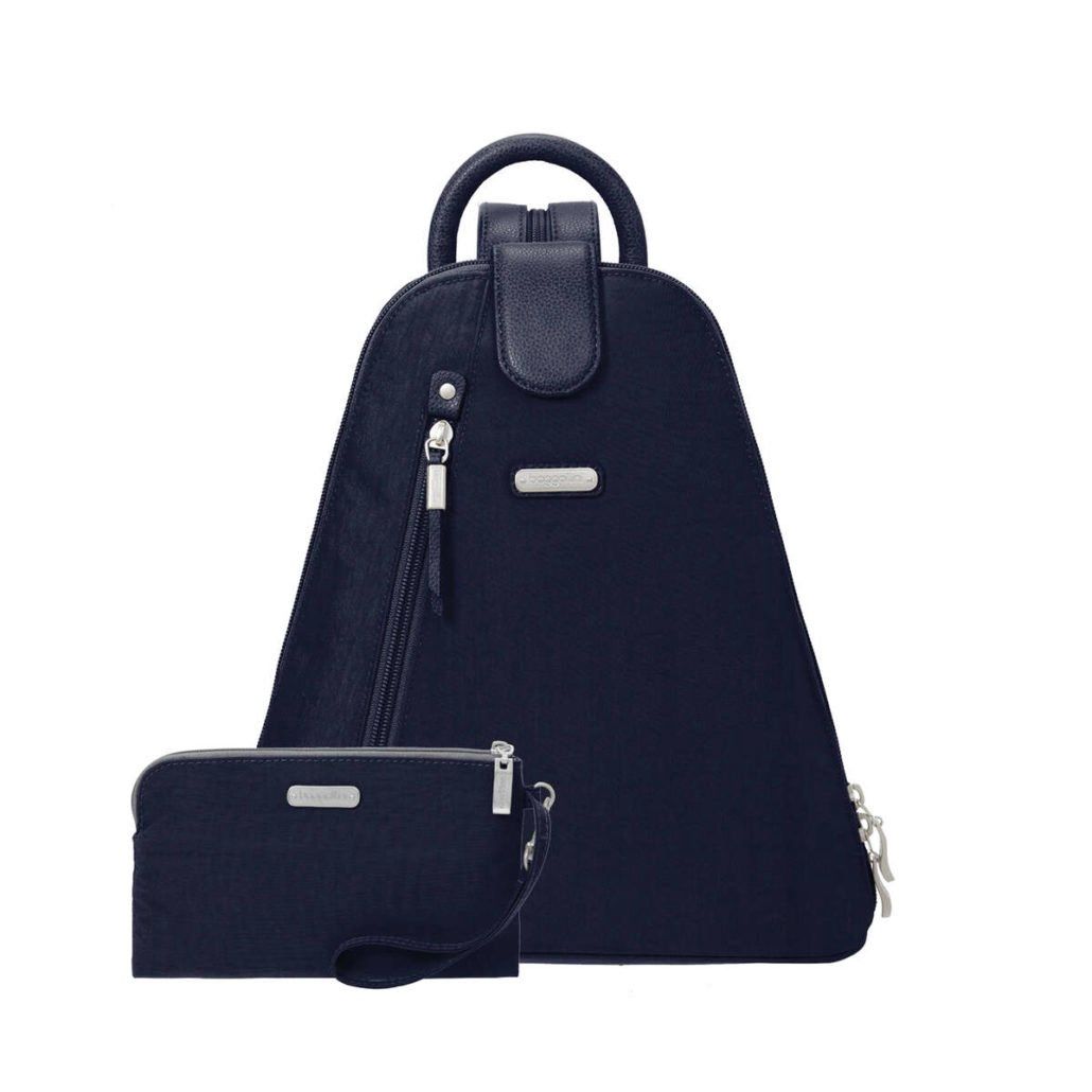 Metro Backpack w/Phone Wristlet, Color: Navy