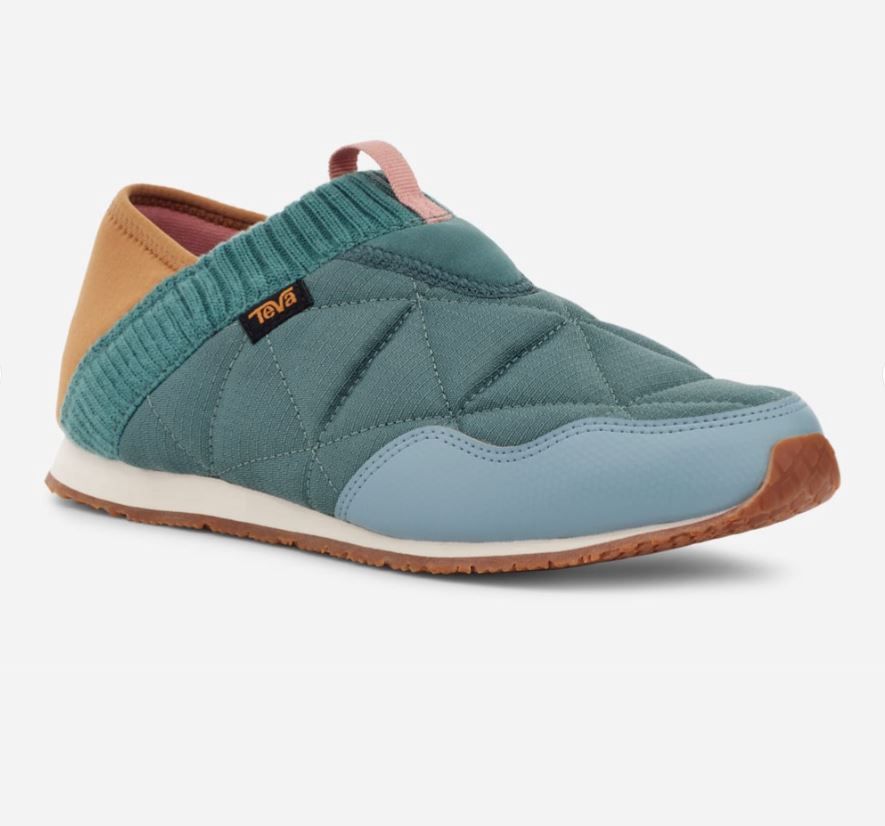 Women&#39;s ReEmber Slippers/Shoes-D, Color: Light Multi, Size: 6