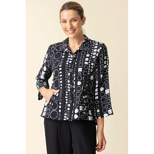 Express Travel Circle Gets the Square Back Pleat Jacket, Color: Black, Size: Small