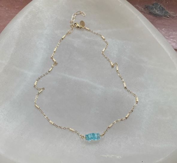 Dainty Apatie Heishi Choker Necklace