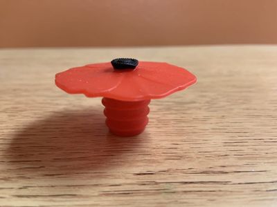 Poppy Bottle Stopper