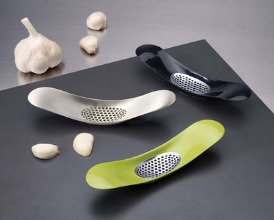 Rocker Garlic Crusher - Green