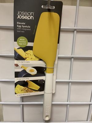 Elevated Egg Spatula