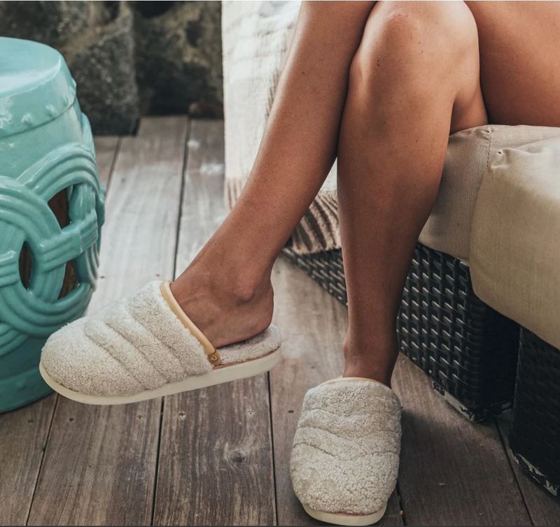 Pupu Mua Women&#39;s Slippers