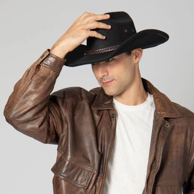 Dwight Men&#39;s Cattleman&#39;s Crease Cowboy w/Braid