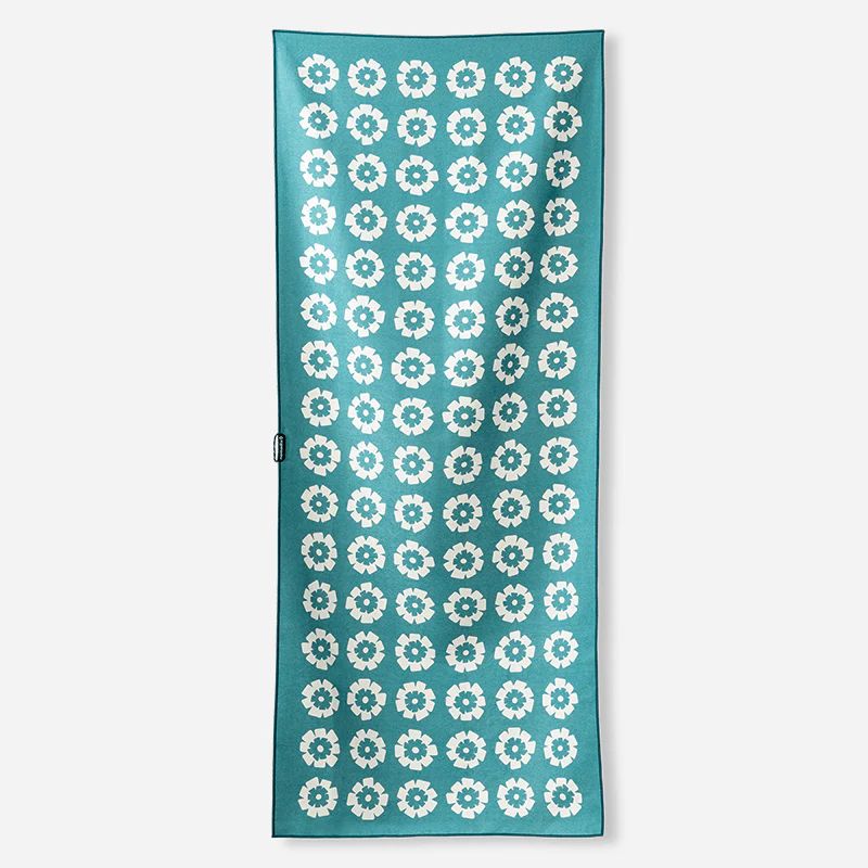 Nomadix Original Towel - Fresh Flowers Teal Ocean, Nomadix Color: Fresh Flowers Teal Ocean