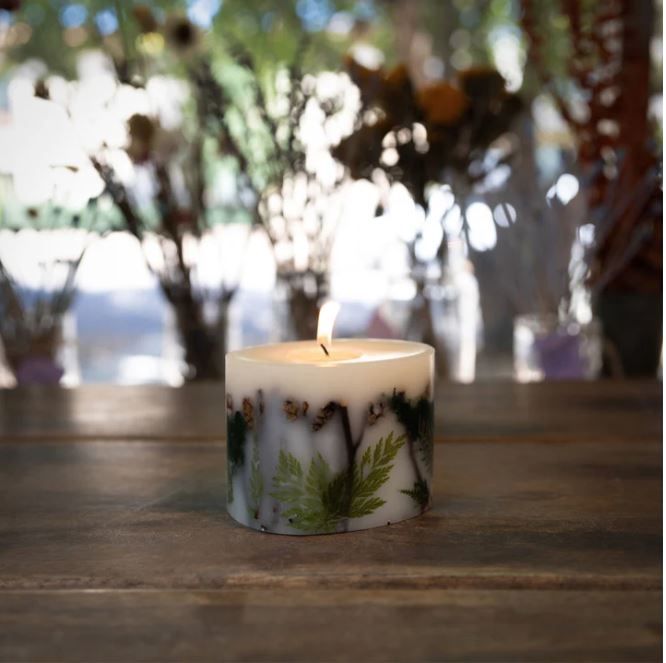 Petite Oval Botanical Candle, Fragrance: Forest
