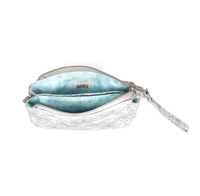Stride Wristlet