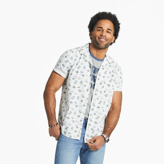 Life is Good Men's Groovy Mushroom Pattern Camp Shirt, Color: Fog Gray, Size: XS