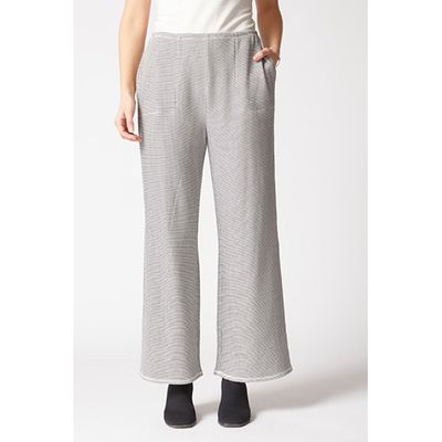 Opposites Attract Easy Crop Pant